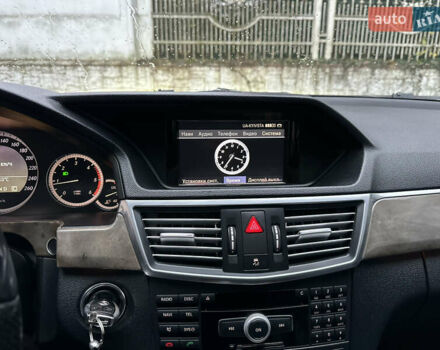 Черный Мерседес Е-Класс, объемом двигателя 2.14 л и пробегом 325 тыс. км за 13000 $, фото 45 на Automoto.ua