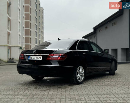 Черный Мерседес Е-Класс, объемом двигателя 2.2 л и пробегом 330 тыс. км за 13500 $, фото 11 на Automoto.ua