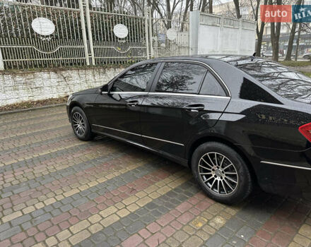 Черный Мерседес Е-Класс, объемом двигателя 2.14 л и пробегом 325 тыс. км за 13000 $, фото 14 на Automoto.ua