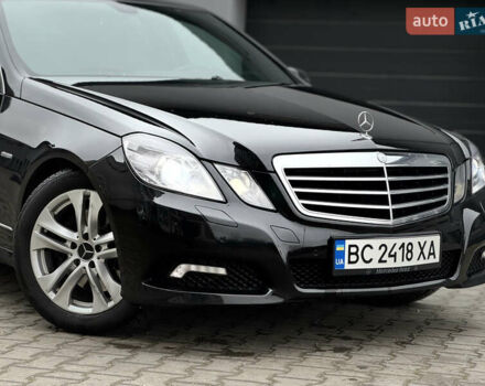 Черный Мерседес Е-Класс, объемом двигателя 2.2 л и пробегом 330 тыс. км за 13500 $, фото 1 на Automoto.ua