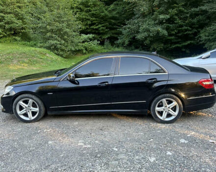 Чорний Мерседес Е-Клас, об'ємом двигуна 2.99 л та пробігом 314 тис. км за 11000 $, фото 3 на Automoto.ua