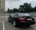 Черный Мерседес Е-Класс, объемом двигателя 2.1 л и пробегом 299 тыс. км за 11300 $, фото 6 на Automoto.ua