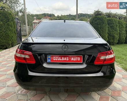 Чорний Мерседес Е-Клас, об'ємом двигуна 2.2 л та пробігом 280 тис. км за 9999 $, фото 10 на Automoto.ua