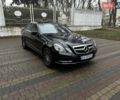Черный Мерседес Е-Класс, объемом двигателя 2.14 л и пробегом 325 тыс. км за 13000 $, фото 1 на Automoto.ua