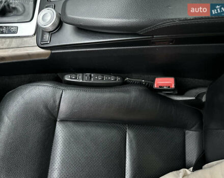 Черный Мерседес Е-Класс, объемом двигателя 2.14 л и пробегом 325 тыс. км за 13000 $, фото 32 на Automoto.ua