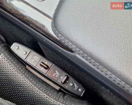 Черный Мерседес Е-Класс, объемом двигателя 5.5 л и пробегом 201 тыс. км за 16300 $, фото 34 на Automoto.ua