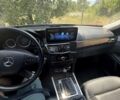 Мерседес Е-Класс 2009 в Одессе на Automoto.ua Черный Мерседес Е-Класс, объемом двигателя 2.14 л и пробегом 310 тыс. км за 12500 $, фото 10 на Automoto.ua