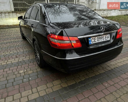 Черный Мерседес Е-Класс, объемом двигателя 2.14 л и пробегом 325 тыс. км за 13000 $, фото 24 на Automoto.ua