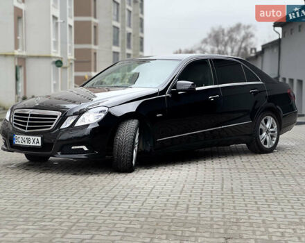 Черный Мерседес Е-Класс, объемом двигателя 2.2 л и пробегом 330 тыс. км за 13500 $, фото 6 на Automoto.ua