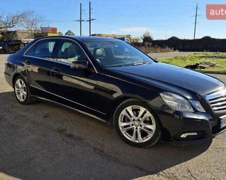 Чорний Мерседес Е-Клас, об'ємом двигуна 2.1 л та пробігом 309 тис. км за 9900 $, фото 3 на Automoto.ua