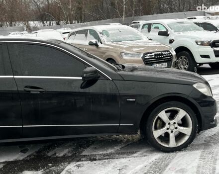 Черный Мерседес Е-Класс, объемом двигателя 3 л и пробегом 340 тыс. км за 13890 $, фото 7 на Automoto.ua