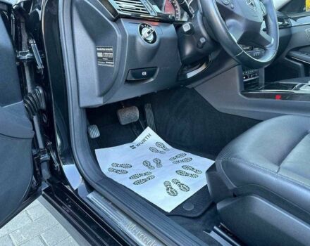 Чорний Мерседес Е-Клас, об'ємом двигуна 3 л та пробігом 218 тис. км за 15000 $, фото 7 на Automoto.ua