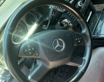 Чорний Мерседес Е-Клас, об'ємом двигуна 2.99 л та пробігом 314 тис. км за 11000 $, фото 11 на Automoto.ua