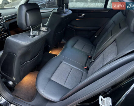 Мерседес Е-Класс 2009 в Запорожье на Automoto.ua Черный Мерседес Е-Класс, объемом двигателя 3 л и пробегом 230 тыс. км за 9500 $, фото 9 на Automoto.ua