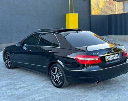 Чорний Мерседес Е-Клас, об'ємом двигуна 3 л та пробігом 218 тис. км за 15000 $, фото 1 на Automoto.ua