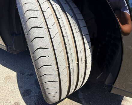 Чорний Мерседес Е-Клас, об'ємом двигуна 2.1 л та пробігом 306 тис. км за 13000 $, фото 9 на Automoto.ua