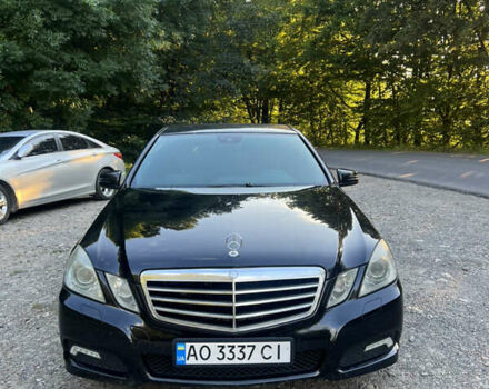 Чорний Мерседес Е-Клас, об'ємом двигуна 2.99 л та пробігом 314 тис. км за 11000 $, фото 1 на Automoto.ua