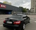 Черный Мерседес Е-Класс, объемом двигателя 2.1 л и пробегом 299 тыс. км за 11300 $, фото 4 на Automoto.ua