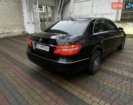 Черный Мерседес Е-Класс, объемом двигателя 2.14 л и пробегом 325 тыс. км за 13000 $, фото 26 на Automoto.ua