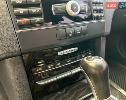 Черный Мерседес Е-Класс, объемом двигателя 2.2 л и пробегом 320 тыс. км за 12300 $, фото 24 на Automoto.ua