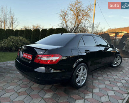 Черный Мерседес Е-Класс, объемом двигателя 2.2 л и пробегом 278 тыс. км за 11350 $, фото 14 на Automoto.ua
