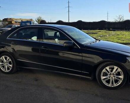 Чорний Мерседес Е-Клас, об'ємом двигуна 2.1 л та пробігом 309 тис. км за 9900 $, фото 2 на Automoto.ua