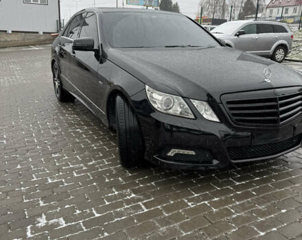 Чорний Мерседес Е-Клас, об'ємом двигуна 3 л та пробігом 195 тис. км за 14200 $, фото 11 на Automoto.ua