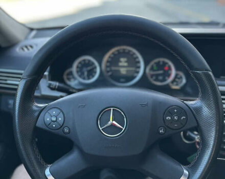 Черный Мерседес Е-Класс, объемом двигателя 2.2 л и пробегом 360 тыс. км за 12700 $, фото 21 на Automoto.ua