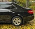Мерседес Е-Класс 2010 в Киеве на Automoto.ua Черный Мерседес Е-Класс, объемом двигателя 2.1 л и пробегом 273 тыс. км за 12940 $, фото 10 на Automoto.ua