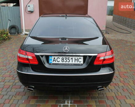 Чорний Мерседес Е-Клас, об'ємом двигуна 3 л та пробігом 255 тис. км за 13900 $, фото 4 на Automoto.ua