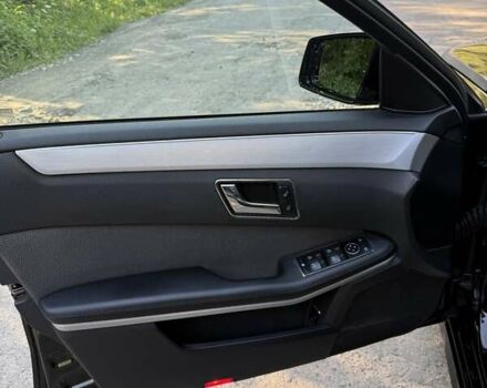 Черный Мерседес Е-Класс, объемом двигателя 2.14 л и пробегом 262 тыс. км за 13950 $, фото 6 на Automoto.ua