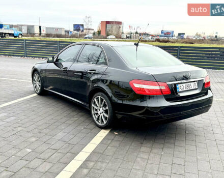 Чорний Мерседес Е-Клас, об'ємом двигуна 2.14 л та пробігом 342 тис. км за 10600 $, фото 8 на Automoto.ua
