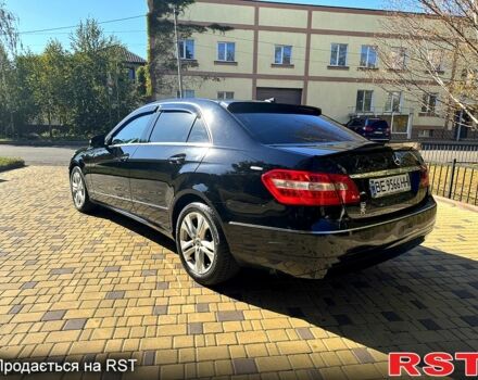 Мерседес Е-Класс 2010 в Николаеве на Automoto.ua Черный Мерседес Е-Класс, объемом двигателя 2.1 л и пробегом 310 тыс. км за 9999 $, фото 5 на Automoto.ua
