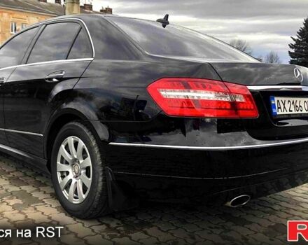 Чорний Мерседес Е-Клас, об'ємом двигуна 3.5 л та пробігом 130 тис. км за 16100 $, фото 1 на Automoto.ua