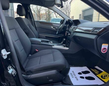 Чорний Мерседес Е-Клас, об'ємом двигуна 2.2 л та пробігом 325 тис. км за 11500 $, фото 18 на Automoto.ua