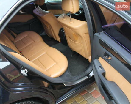 Чорний Мерседес Е-Клас, об'ємом двигуна 3 л та пробігом 255 тис. км за 13900 $, фото 15 на Automoto.ua