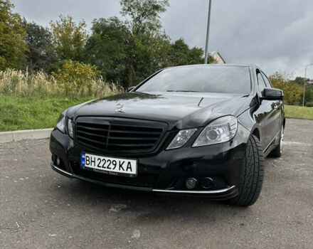 Черный Мерседес Е-Класс, объемом двигателя 2.2 л и пробегом 360 тыс. км за 12700 $, фото 6 на Automoto.ua