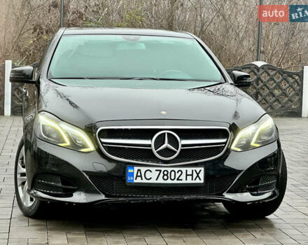 Черный Мерседес Е-Класс, объемом двигателя 2.2 л и пробегом 327 тыс. км за 11300 $, фото 30 на Automoto.ua