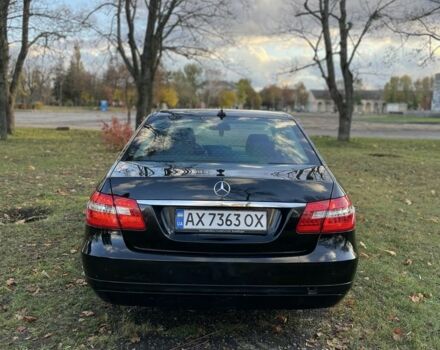 Мерседес Е-Клас 2010 у Чугуеве на Automoto.ua Чорний Мерседес Е-Клас, об'ємом двигуна 2.1 л та пробігом 390 тис. км за 7599 $, фото 5 на Automoto.ua