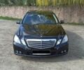 Черный Мерседес Е-Класс, объемом двигателя 2.1 л и пробегом 390 тыс. км за 11200 $, фото 1 на Automoto.ua