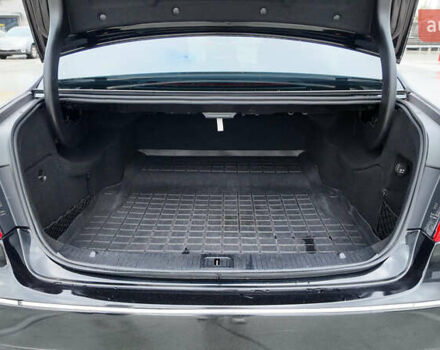 Черный Мерседес Е-Класс, объемом двигателя 5.5 л и пробегом 146 тыс. км за 14990 $, фото 8 на Automoto.ua