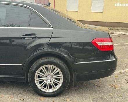 Чорний Мерседес Е-Клас, об'ємом двигуна 3 л та пробігом 241 тис. км за 10190 $, фото 9 на Automoto.ua