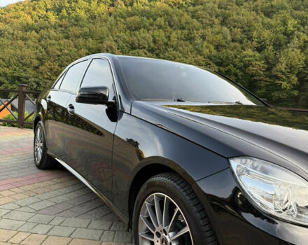 Мерседес Е-Класс 2010 в Черновцах на Automoto.ua Черный Мерседес Е-Класс, объемом двигателя 2.14 л и пробегом 326 тыс. км за 12500 $, фото 2 на Automoto.ua