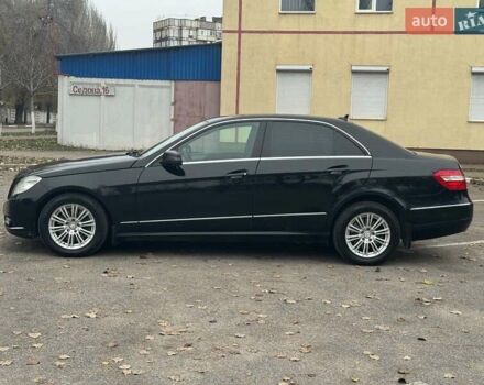 Чорний Мерседес Е-Клас, об'ємом двигуна 3 л та пробігом 241 тис. км за 10190 $, фото 1 на Automoto.ua