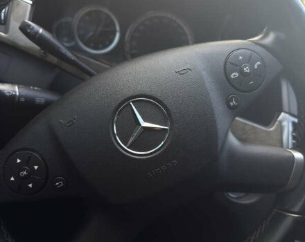 Чорний Мерседес Е-Клас, об'ємом двигуна 2.2 л та пробігом 235 тис. км за 16000 $, фото 11 на Automoto.ua