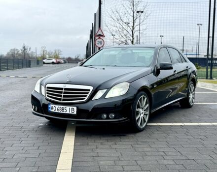 Черный Мерседес Е-Класс, объемом двигателя 2.1 л и пробегом 342 тыс. км за 10600 $, фото 1 на Automoto.ua