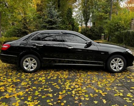 Мерседес Е-Класс 2010 в Киеве на Automoto.ua Черный Мерседес Е-Класс, объемом двигателя 2.1 л и пробегом 273 тыс. км за 12940 $, фото 5 на Automoto.ua