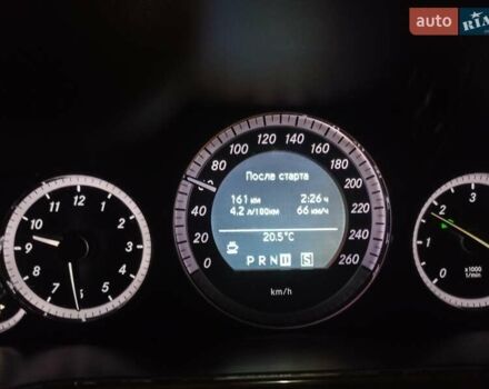 Черный Мерседес Е-Класс, объемом двигателя 2.1 л и пробегом 390 тыс. км за 11200 $, фото 32 на Automoto.ua