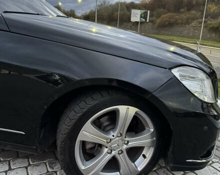 Черный Мерседес Е-Класс, объемом двигателя 2.2 л и пробегом 360 тыс. км за 12700 $, фото 2 на Automoto.ua