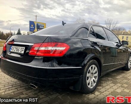 Чорний Мерседес Е-Клас, об'ємом двигуна 3.5 л та пробігом 130 тис. км за 16100 $, фото 9 на Automoto.ua